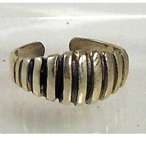 Handcrafted Ribbed Dome Toe Ring Sterling Silver Vintage Design Thailand 2g NOS